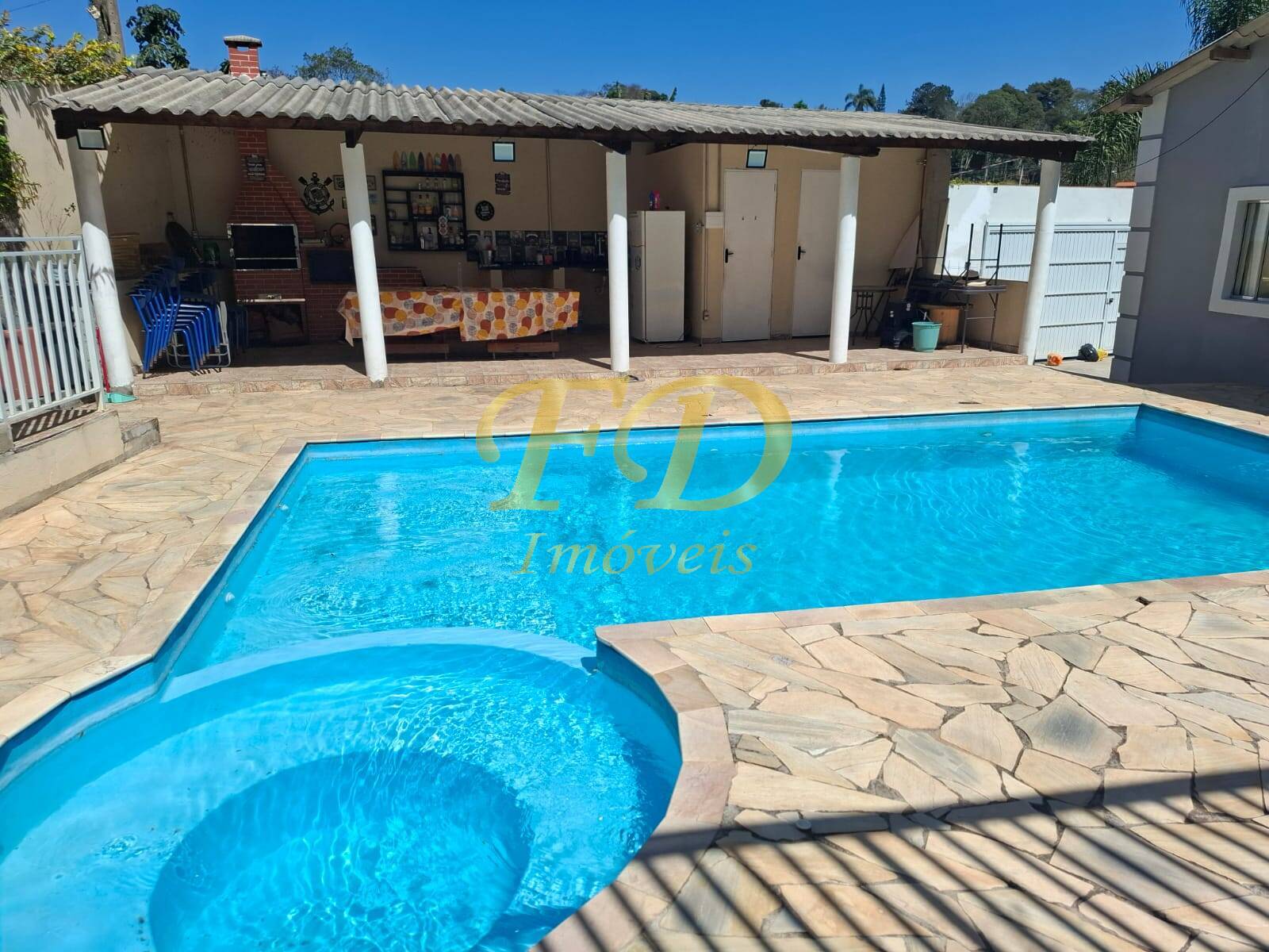 Chácara, 2 quartos, 600 m² - Foto 1