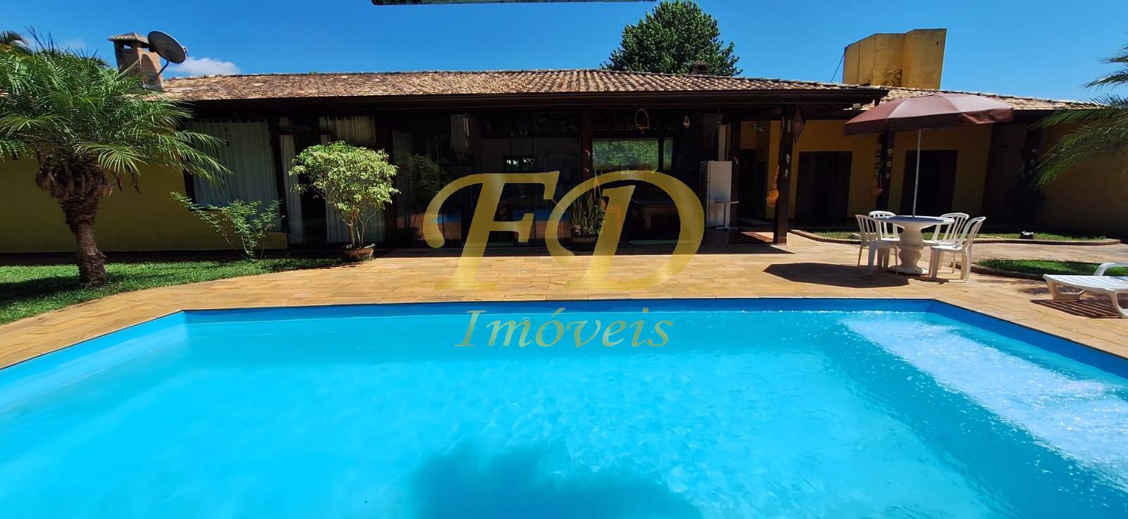 Chácara, 4 quartos, 1000 m² - Foto 1