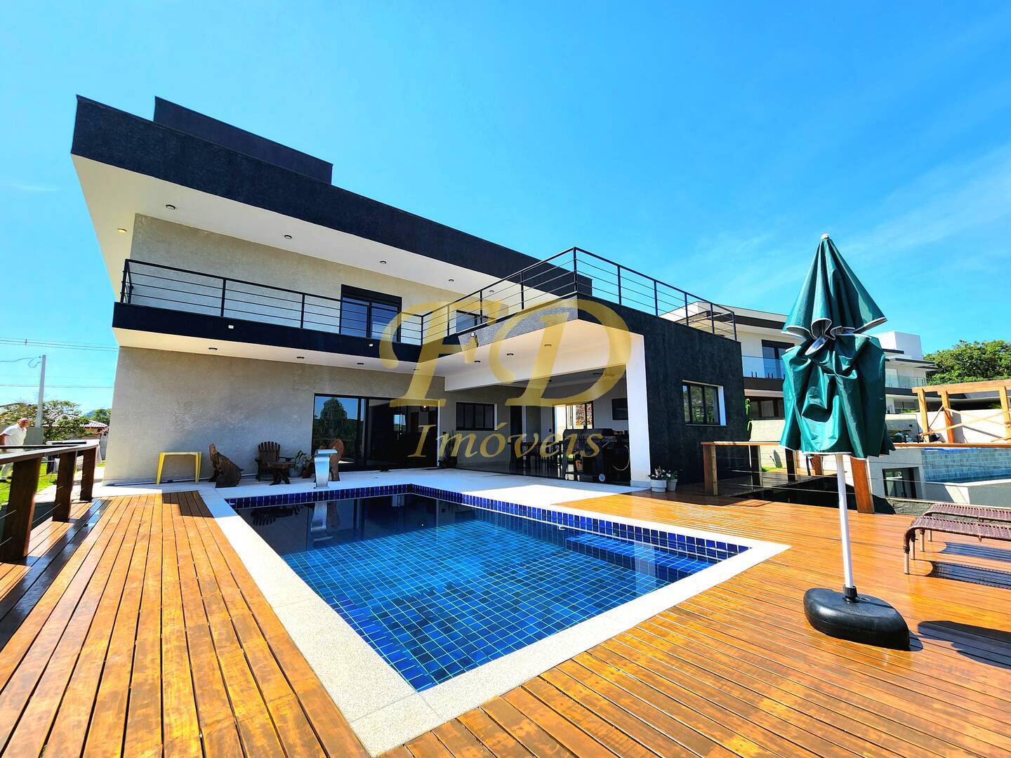 Casa, 3 quartos, 250 m² - Foto 1