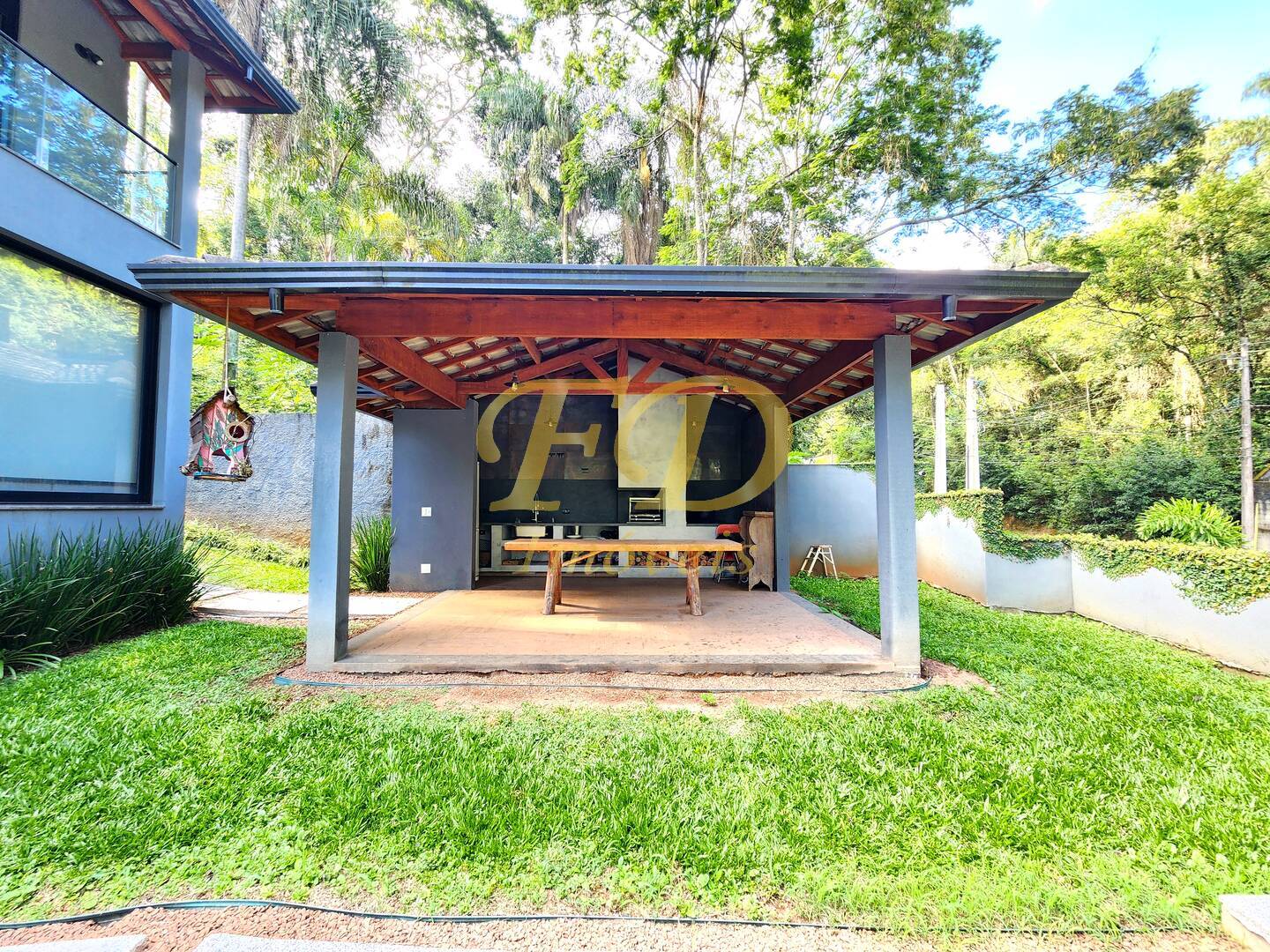 Casa, 3 quartos, 220 m² - Foto 2