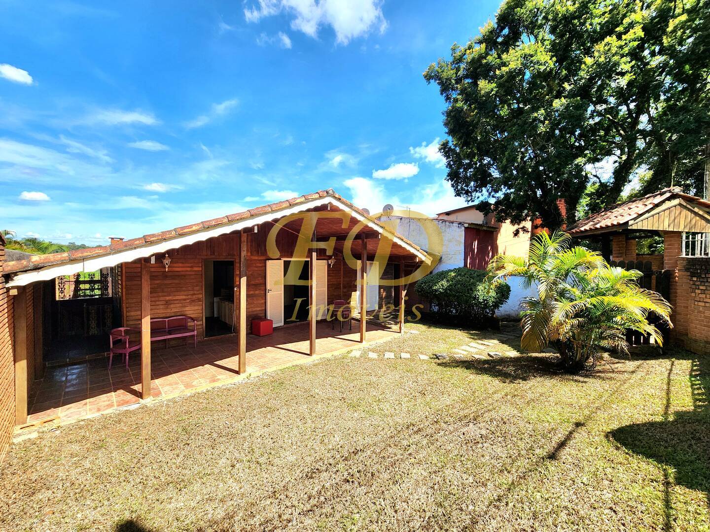 Casa, 3 quartos, 180 m² - Foto 2