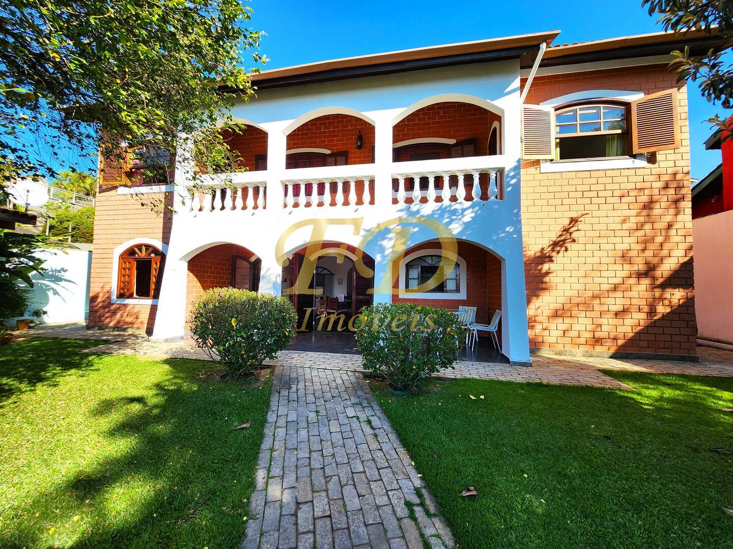 Casa, 5 quartos, 270 m² - Foto 2