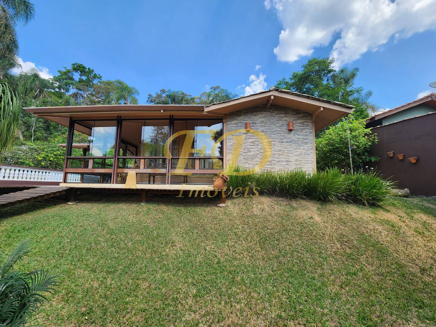 Casa, 4 quartos, 233 m² - Foto 2