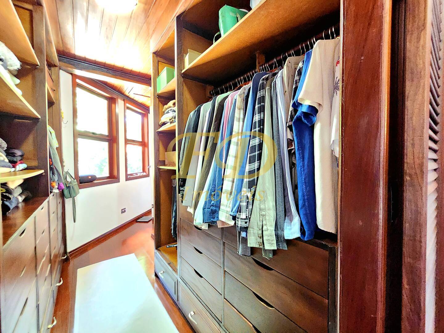 Casa, 4 quartos, 280 m² - Foto 42