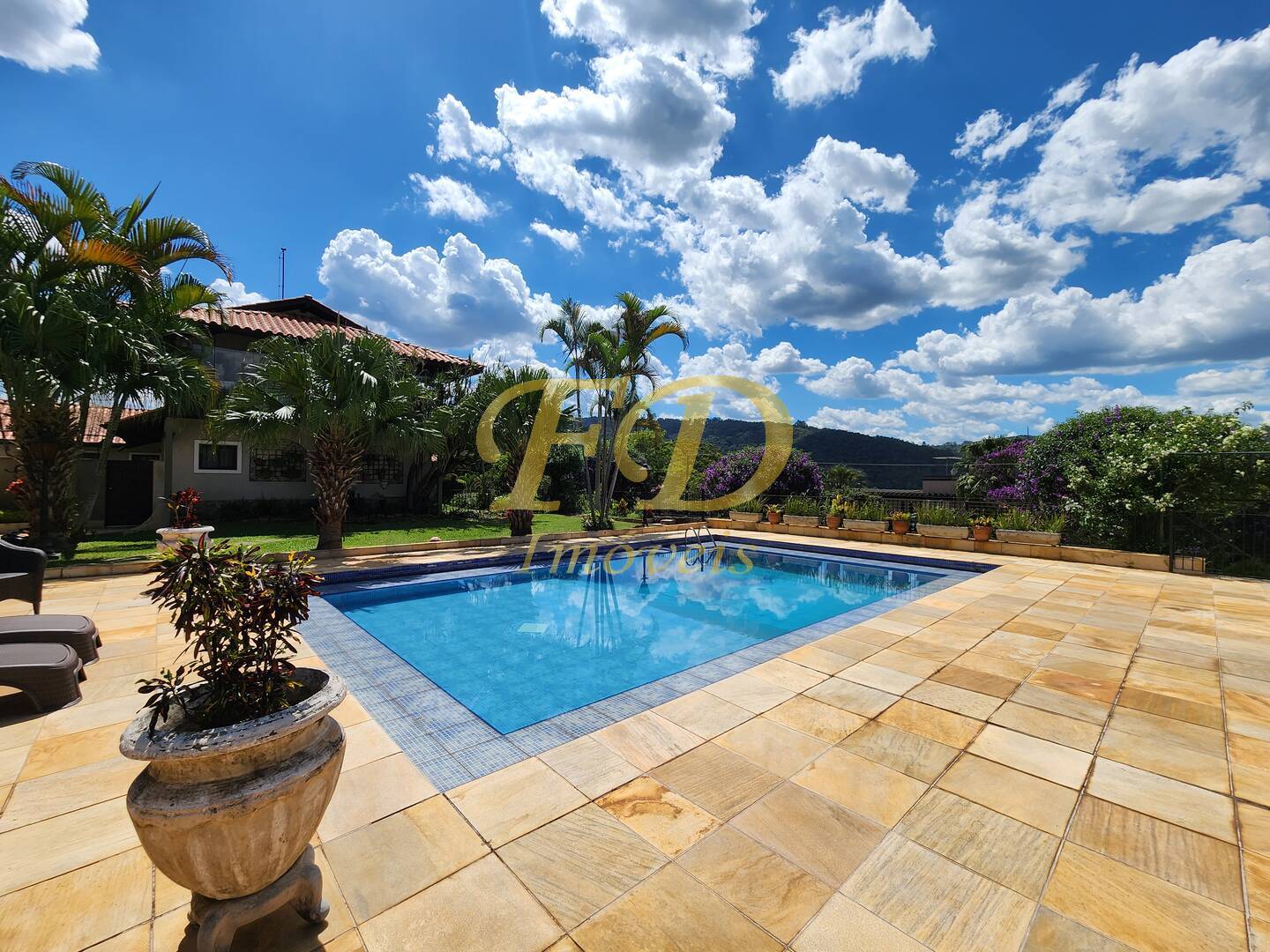 Casa, 5 quartos, 550 m² - Foto 1