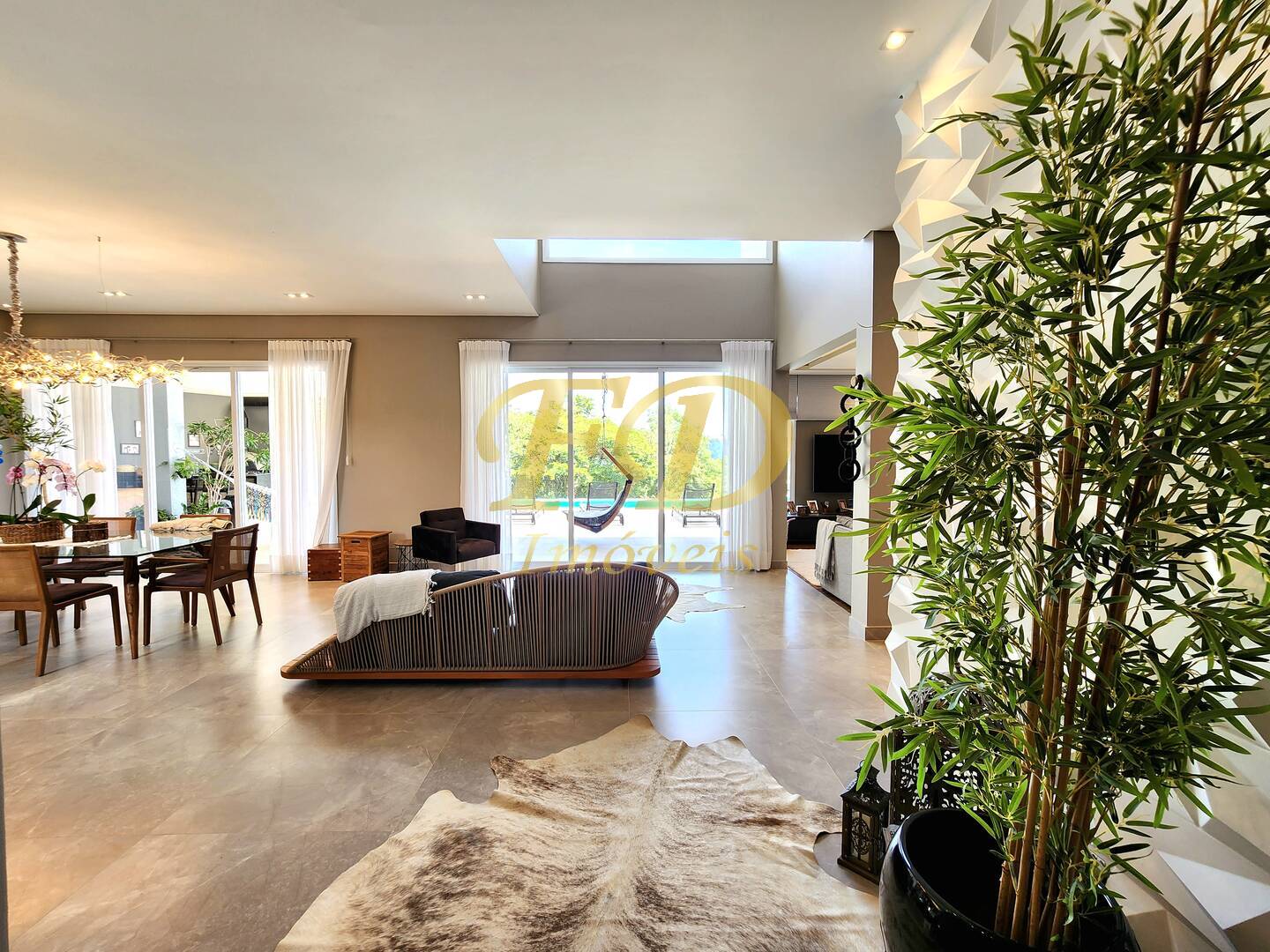 Casa, 4 quartos, 325 m² - Foto 8