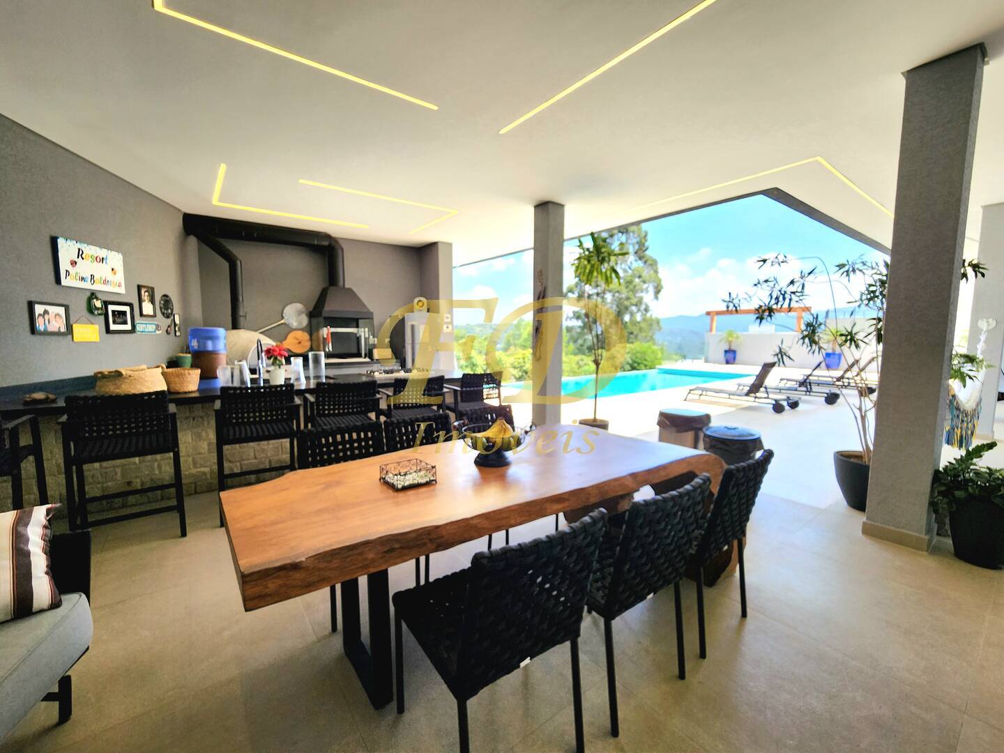 Casa, 4 quartos, 325 m² - Foto 44
