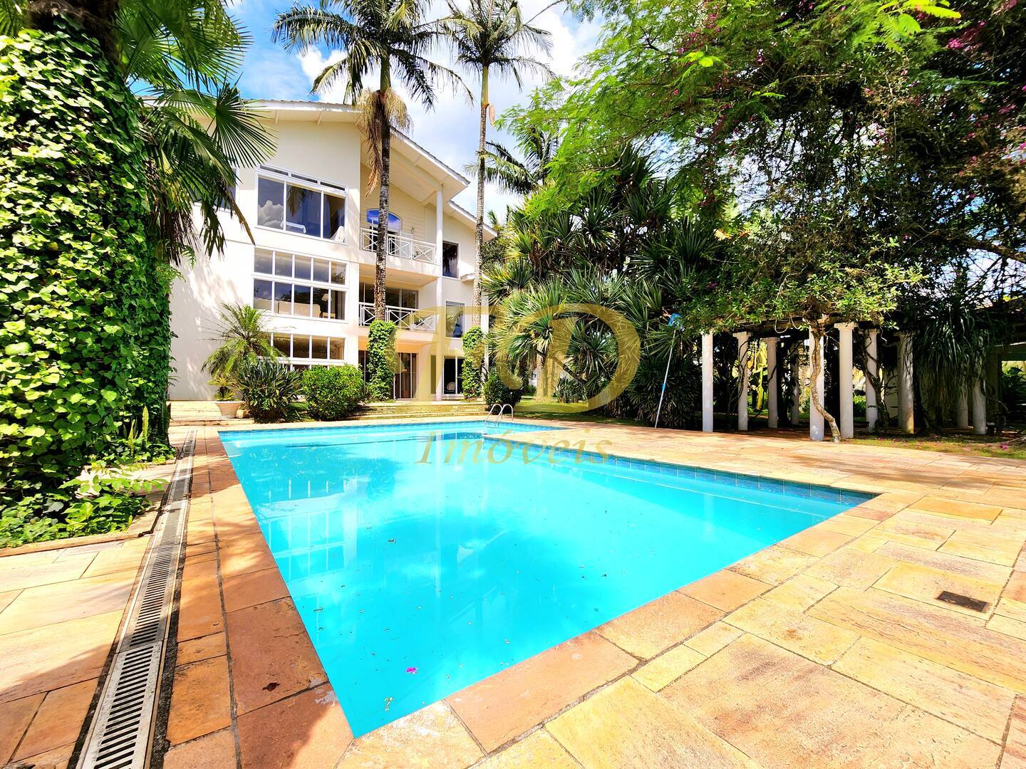 Casa, 6 quartos, 1000 m² - Foto 1