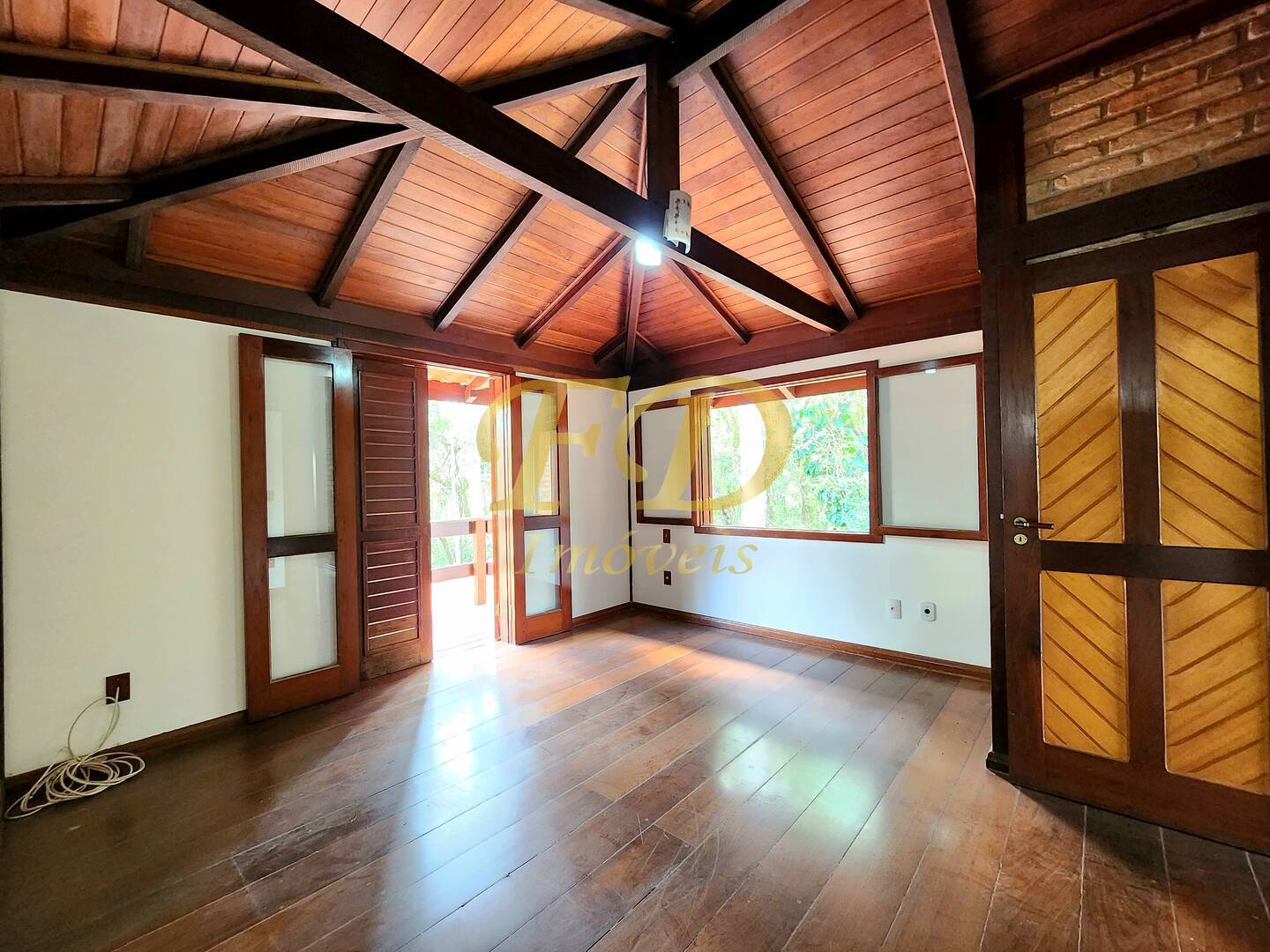 Casa, 4 quartos, 219 m² - Foto 8