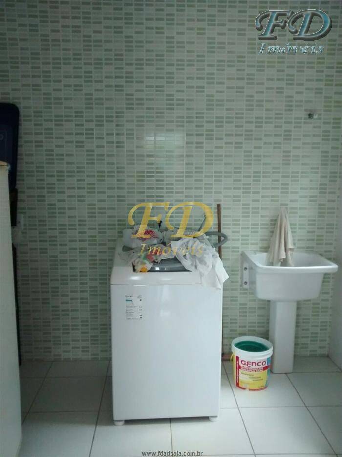 Chácara à venda com 3 quartos, 450m² - Foto 2