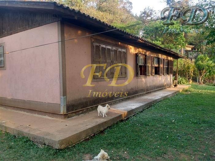 Chácara, 3 quartos, 1325 m² - Foto 2