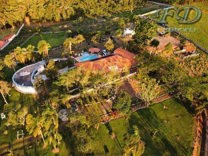 Sítio à venda com 5 quartos, 1000m² - Foto 10