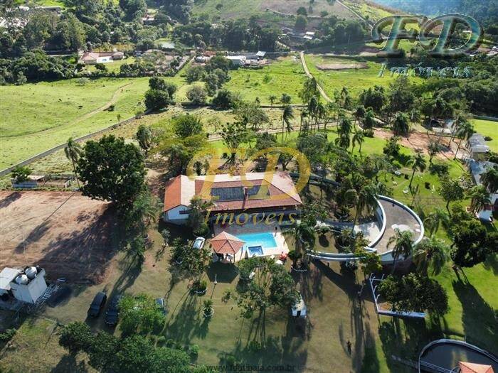 Sítio à venda com 5 quartos, 1000m² - Foto 1